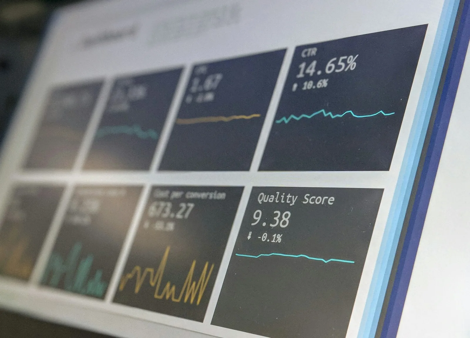 Design Eye-Catching Images with AI