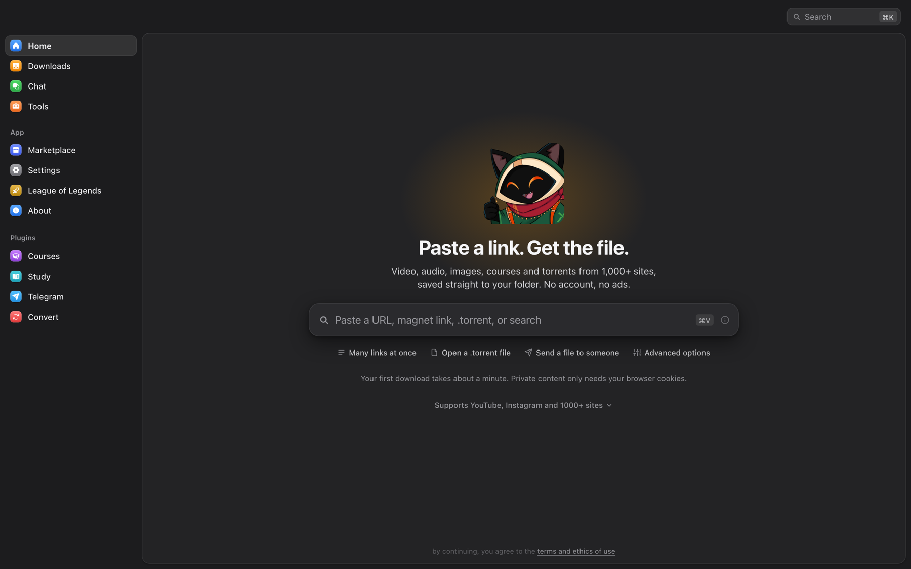 https://github.com/tonhowtf/omniget/blob/HEAD/OmniGet home screen: paste a URL, magnet link or .torrent and the file lands in your folder